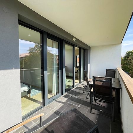 Luxury City Retreat With Terrace Кошице Екстериор снимка